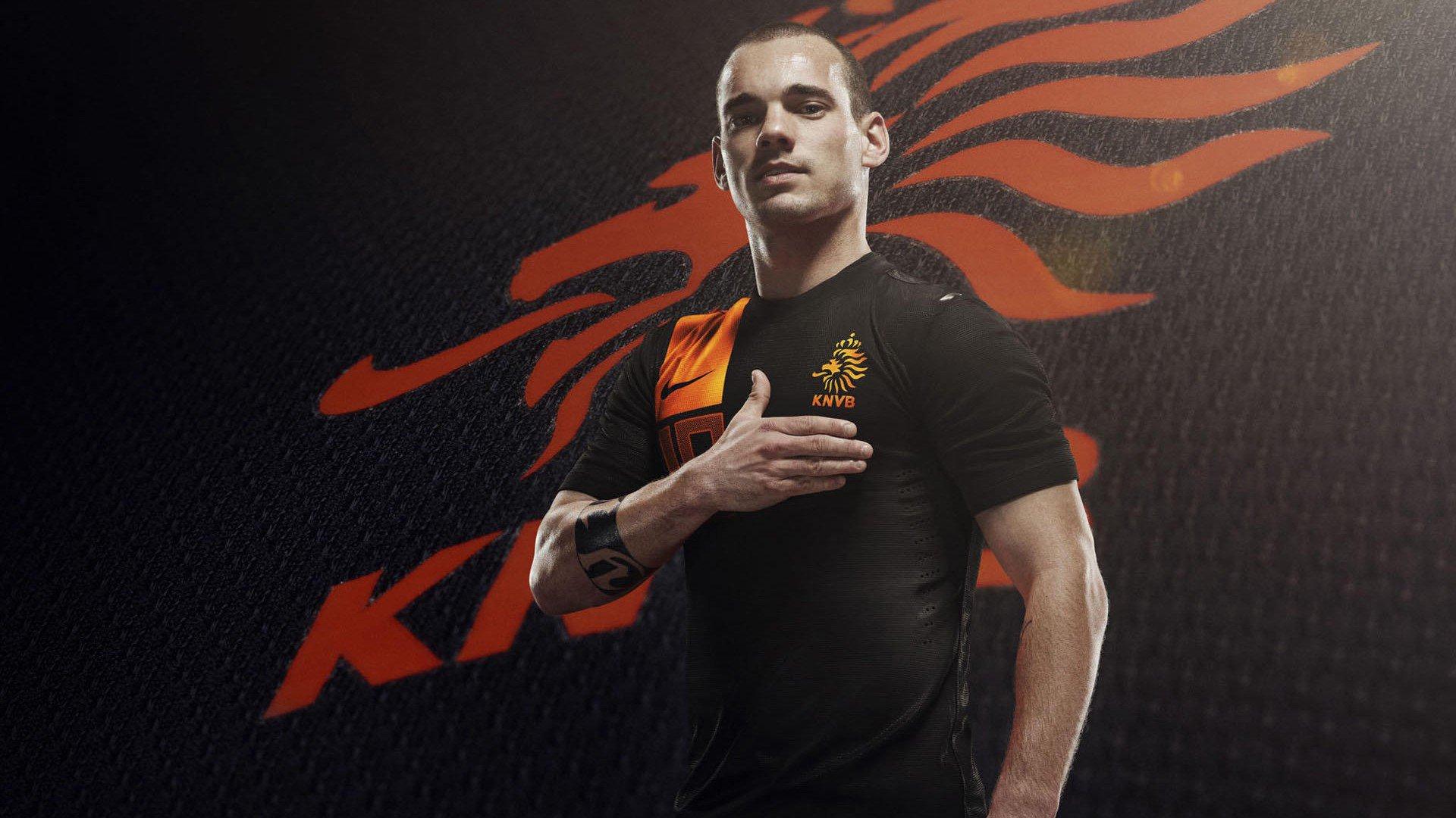 尼克斯与太阳接近达成重磅交易,4号签与双球员换波神,重塑东西部格局