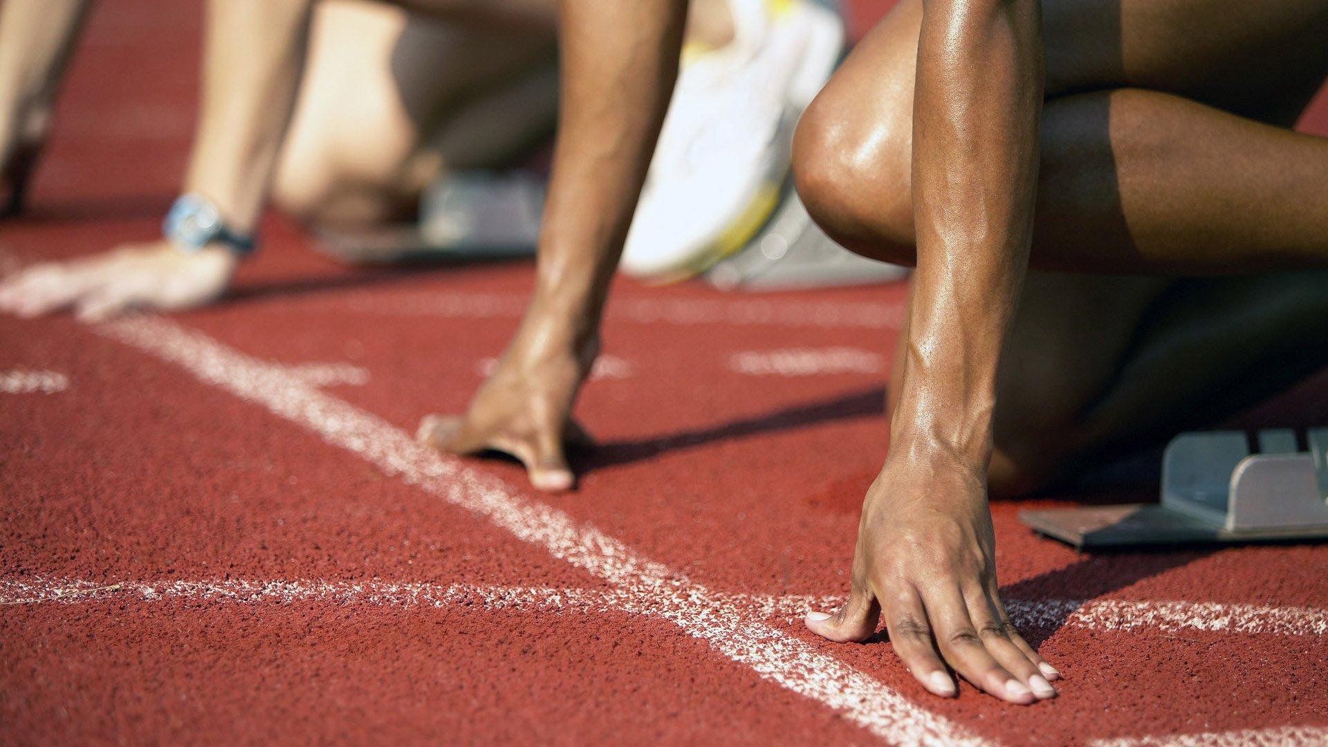 斯科尔斯盛赞卡塞米罗状态回勇，安德森客串6号位成意外之喜