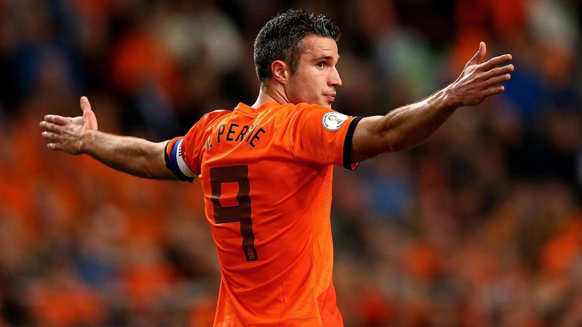 韩国男足新一期名单引关注，旅欧球员担纲，中超无人入选，老将李青龙尹比加兰惊喜回归